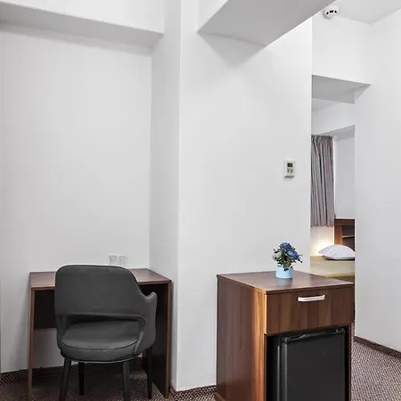 Lina 호텔