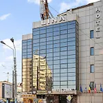 Lina Bucureşti