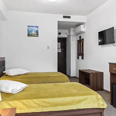 Hotel Lina 3*