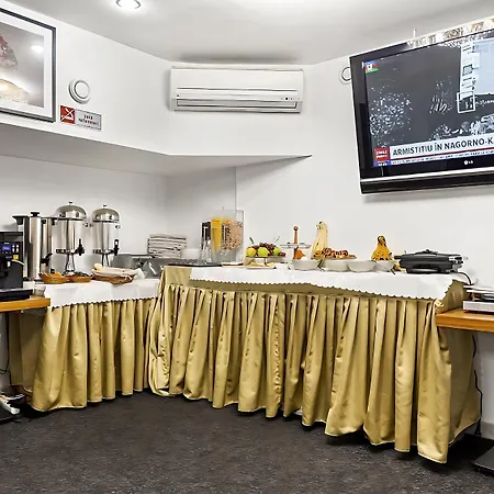 Hotell Lina Bukarest